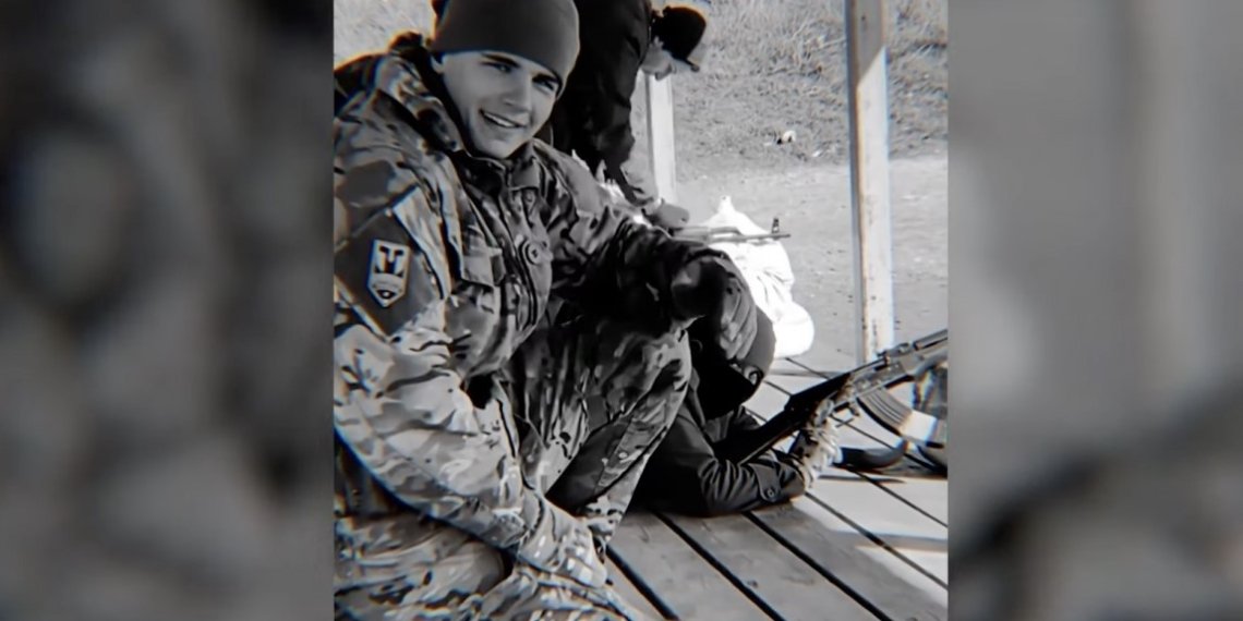 მარიუპოლში 20 წლის უკრაინელი მეომარი დაიღუპა, რომელმაც TikTok-ის მრავალი მომხმარებელი მოხიბლა (+Video)