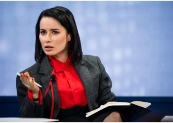 ქალებს, კაცებს, ვისაც გძულვართ, ყველას მოგინელებთ | თინა კანდელაკი მიმართვას ავრცელებს