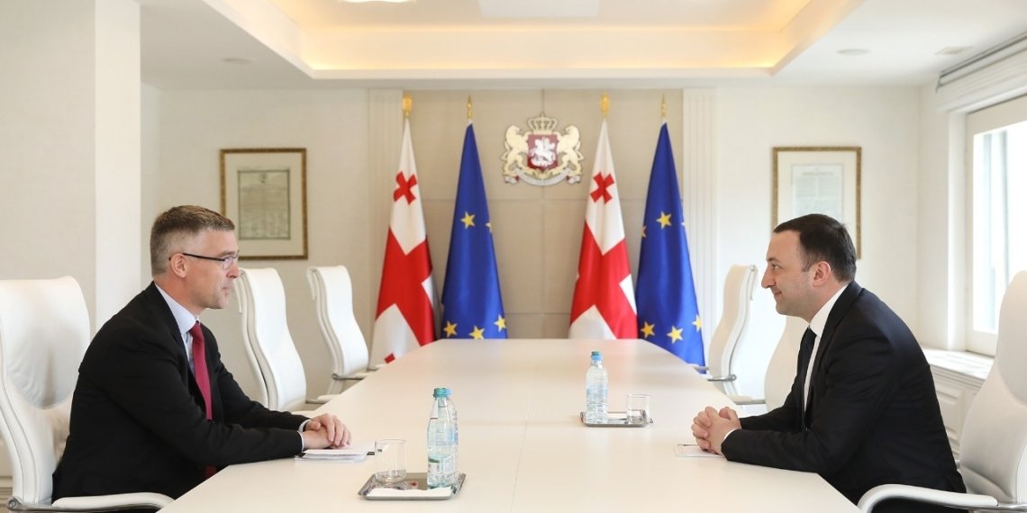 პრემიერ-მინისტრი ირაკლი ღარიბაშვილი შვედეთის ელჩს შეხვდა