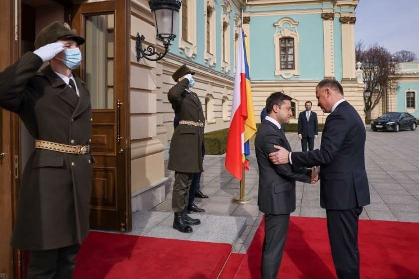 პოლონეთის პრეზიდენტი უკრაინას ეწვია