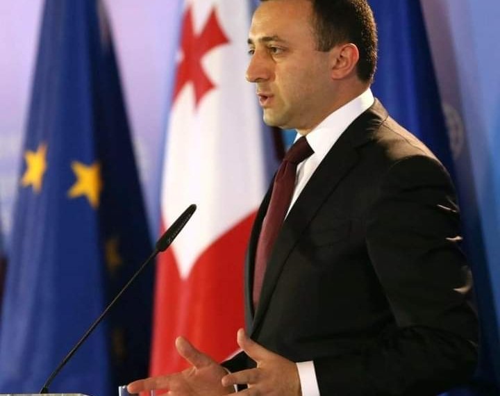 მინდა, მოგილოცოთ 9 მაისი და ყველას გისურვოთ გამარჯვება და მშვიდობა-ირაკლი ღარიბაშვილი