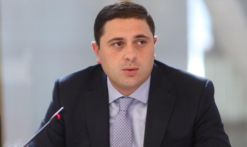 “ქვეყნის მასშტაბით 200 მლნ დოლარის ღირებულების რამდენიმე ენერგეტიკული პროექტის განხორციელება იგეგმება”-რომეო მიქაუტაძე