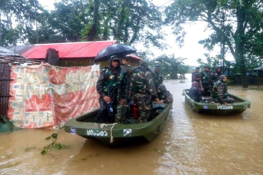 უამინდობის ინდოეთსა და ბანგლადეშში მსხვერპლი მოჰყვა