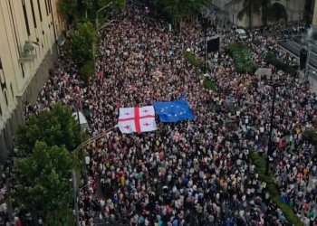 რა ხდება თავისუფლების მოედანზე (+ვიდეო)