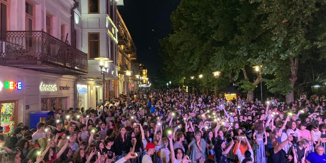 ქუთაისი როკ-ფესტივალს მასპინძლობს (+ვიდეო)