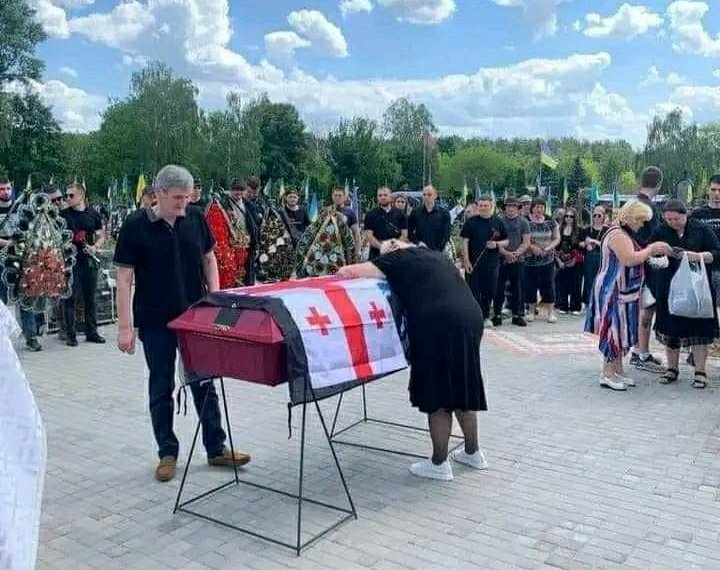 ერთადერთი შვილი უკანასკნელ გზაზე გააცილეს