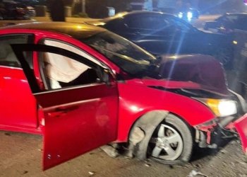 ავტომობილი 3 ადამიანს დაეჯახა