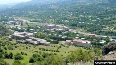 “რამდენი რუსიც ჩამოვა საქართველოში, მით უფრო უკეთესია”-რუსეთის 500–ზე მეტ მოქალაქეს ბიზნესი ტრიალ მინდორზე დაურეგისტრირეს