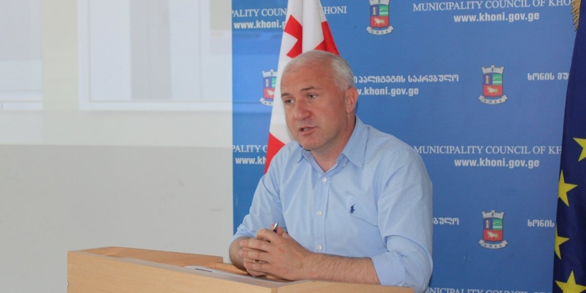 ხონის მუნიციპალიტეტის მერმა ლადო ჯურხაძემ საკრებულოს წინაშე 2021 წლის ანგარიში წარადგინა