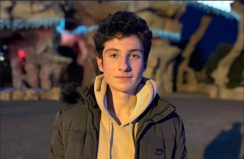 “დაგვეკარგა ცისფერ თვალება მიშოოოოოო…. “