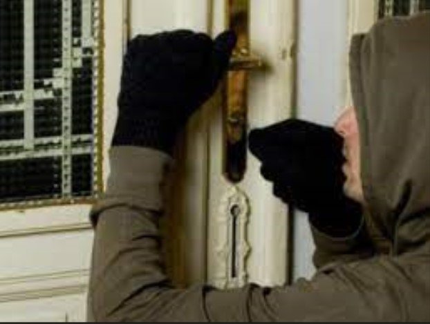 ქურდობა სკოლაში-რა მოხდა რუსთავში