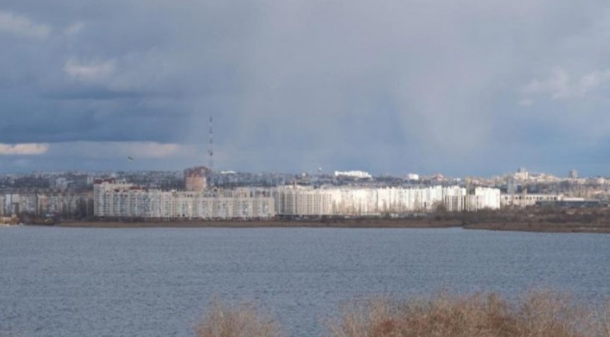 რუსმა აგრესორებმა ნიკოლაევი დაბომბეს