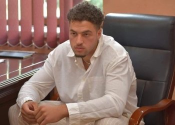 ვინ არის ქუთაისელი კალათბურთელი, რომელიც ამერიკაში წარმატებით ასპარეზობს