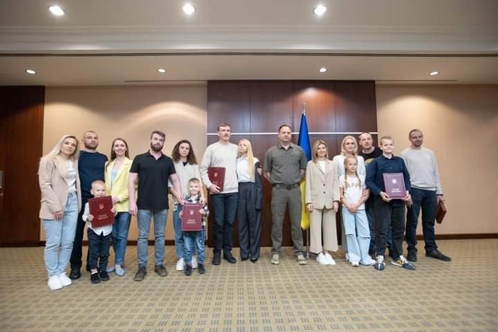 ,,აზოველებს” ოჯახის წევრები შეხვდნენ