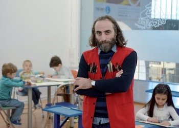ბავშვების ბევრი ნამუშევარი მოიპარეს გამოფენიდან – ზაალ სულაკაური მიმართვას ავრცელებს