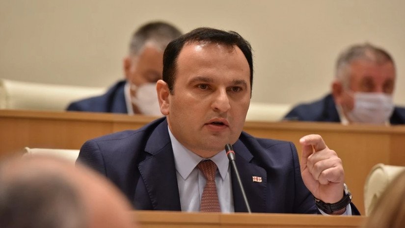 ივანიშვილის პარლამენტი განსაზღვრავს ვინ იქნება ოლიგარქი – პაატა მანჯგალაძე