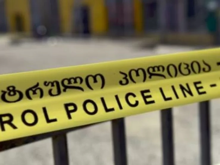 “ფანჯარას წმენდდა და გადმოვარდა”-ხელვაჩაურში ქალი დაიღუპა