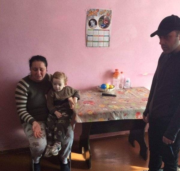 სიტყვები არმეყო თავი დავხარე-სამტრედიაში მარტოხელა დედას დახმარება ჭირდება