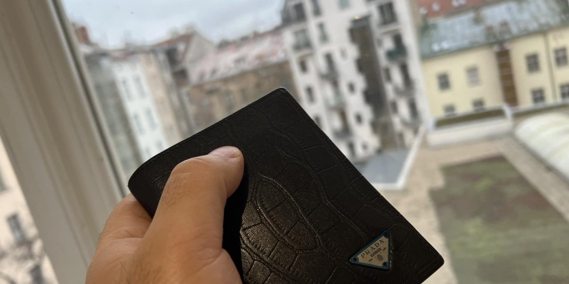 ჩეხურ ენაზე ვიღაცას მონაწერი ჰქონდა-რას წერს ჟურნალისტი ირაკლი ვაჩიბერაძე