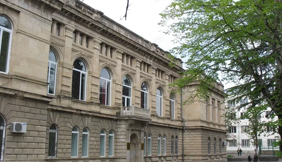 აწსუ-ში სასწავლო პროცესი შეჩერებულია