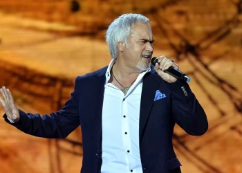 დუმა მომღერალ ვალერი მელაძისთვის მოქალაქეობის ჩამორთმევას ითხოვს