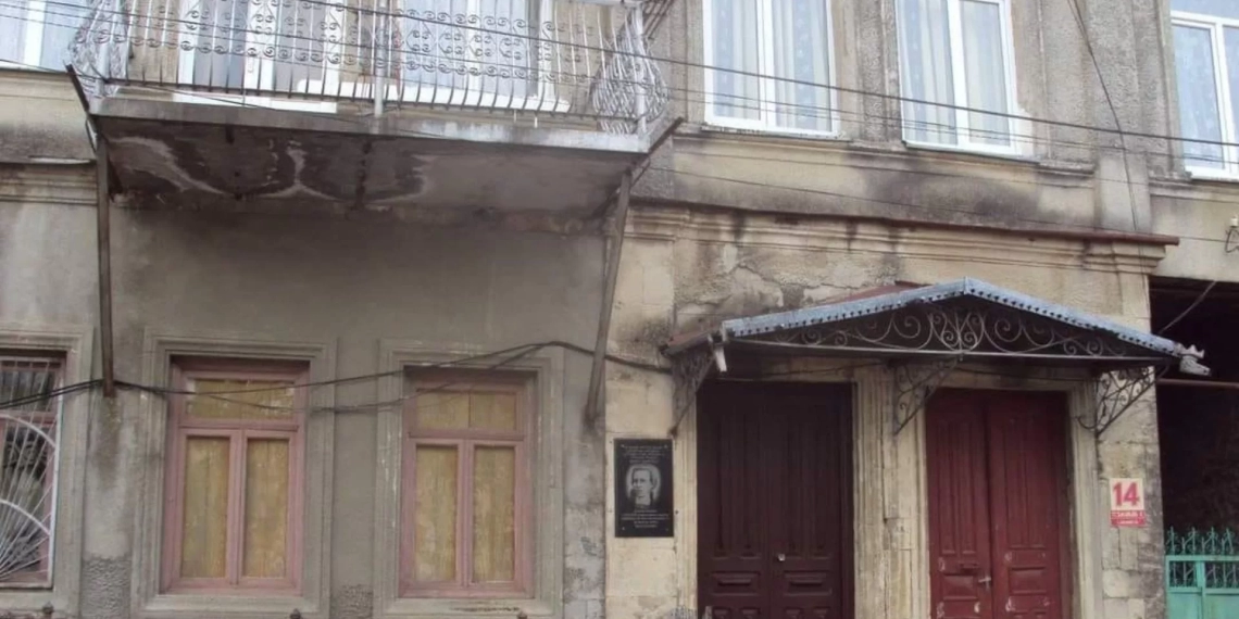 თვით სახლი უბედურ დღეშია-რას ითხოვენ ქუთაისში