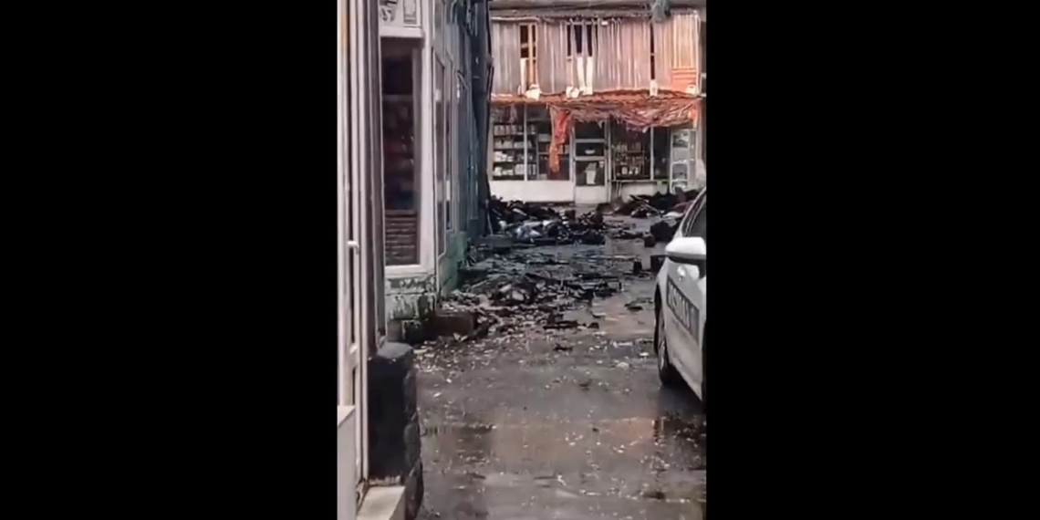 თბილისში სავაჭრო ცენტრში  “პანდა” ხანძარი  გაჩნდა