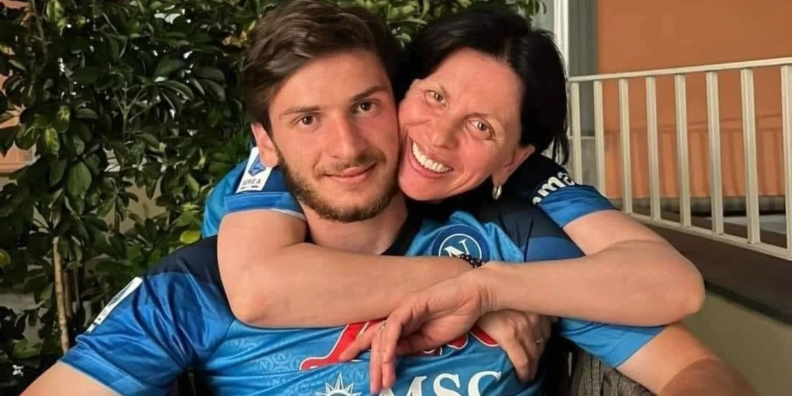 გილოცავ ჩემპიონო,ოცნებები ხდება-კვარას ჩემპიონობას დედა ულოცავს