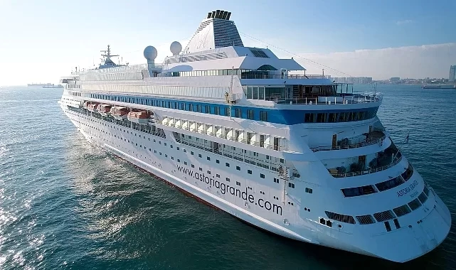 ვის ეკუთვნის ბათუმში შემოსული  ლაინერი რუსი ტურისტებით