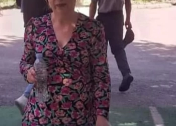 2 შვილიშვილის ბებია და 7 შვილის დედა ეროვნულ გამოცდებს აბარებს