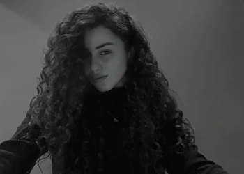 ქუ­თა­ი­სის აე­რო­პორტთან უმ­ძი­მე­სი ავა­რი­ის შე­დე­გად და­შა­ვე­ბუ­ლი გო­გო­ნა გარ­და­იც­ვა­ლა