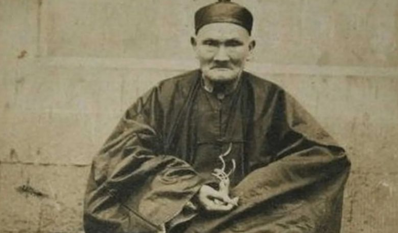 ვინ არის კაცი, რომელმაც 256 წელი იცოცხლა