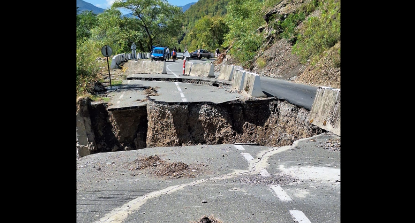 გზა ონის მიმართულებით ჩამოიშალა