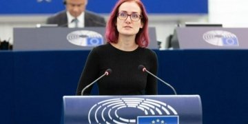 შოკირებული ვარ პრეზიდენტ სალომე ზურაბიშვილის იმპიჩმენტის გეგმის გამო – მარკეტა გრეგოროვა