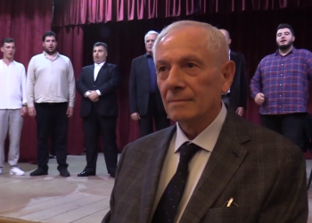 “ადამიანი იმისთვის ცხოვრობს ქვეყანაზე” – ქუთაისში ავთანდილ ნიკოლეიშვილის იუბილე აღნიშნეს