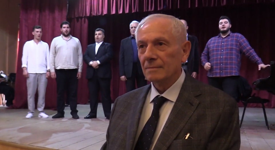 “ადამიანი იმისთვის ცხოვრობს ქვეყანაზე” – ქუთაისში ავთანდილ ნიკოლეიშვილის იუბილე აღნიშნეს