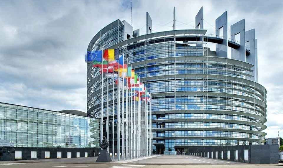 იმპიჩმენტის პროცესით ხელისუფლებამ აჩვენა, რომ მხარს არ უჭერს საქართველოს EU-ში გაწევრიანების მისწრაფებებს – ევროპარლამენტარები