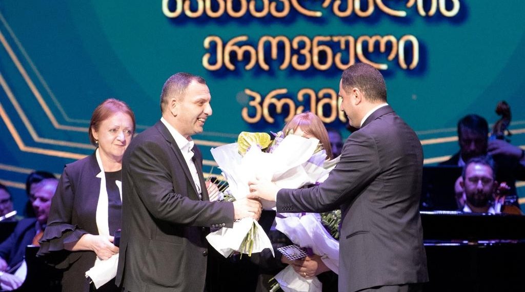ვინ არის იმერელი პედაგოგი, რომელმაც მასწავლებლის ეროვნული პრემია მიიღო