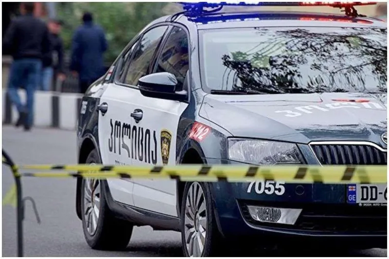 სკოლის ფანჯრიდან ბავშვი გადმოხტა