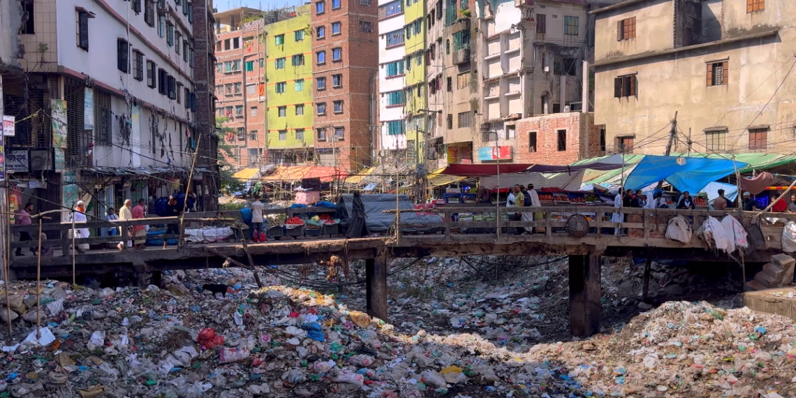ნახეთ მსოფლიოს უღარიბესი ქვეყანა, სადაც მსოფლიო ბრენდები იქმნება და თითქმის ყოველი მესამე ბავშვი მუშაობს (+ვიდეო)