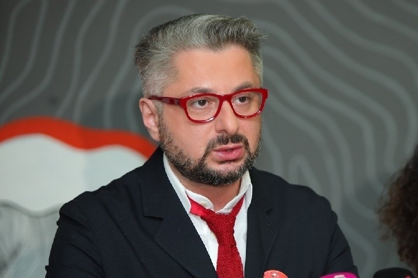 ნიკა გვარამია სალომე ზურაბიშვილს მიხეილ სააკაშვილის შეწყალებას სთხოვს