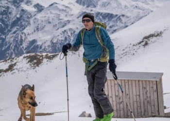 ყაზბეგში დაღუპულ ვანო იმნაიშვილს ემშვიდობებიან