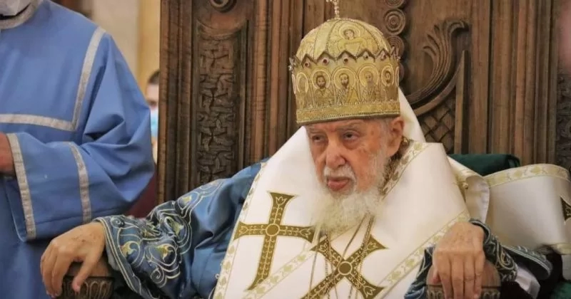 მე დღეს გხვდებით თქვენ, რათა ახალი წელი მოგილოცოთ-ილია მეორე