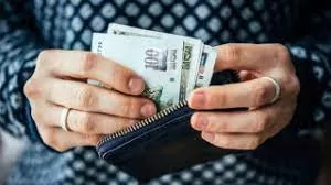 ნახეთ, ხართ თუ არა იმ პირთა სიაში, ვისაც იანვრიდან ხელფასები გაეზრდება