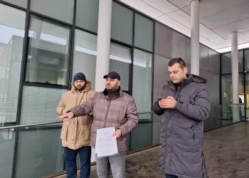 „ნაციონალური მოძრაობის“ ქუთაისის ორგანიზაციის წევრები ყოფილ თანაგუნდელებს პოლიტიკურ თაღლითობაში ადანაშაულებენ