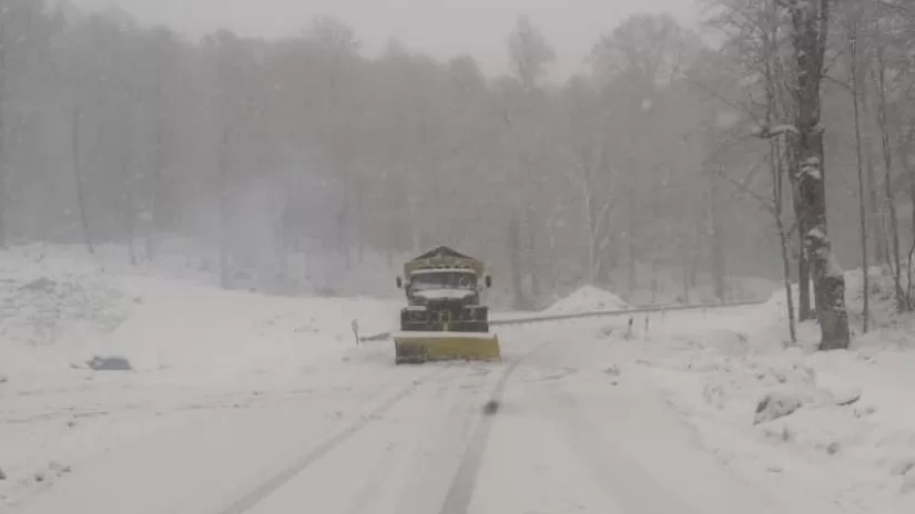 საჩხერე-უზუნთა-შქმერი-ზუდალის გზაზე ტრანსპორტის მოძრაობა აიკრძალა