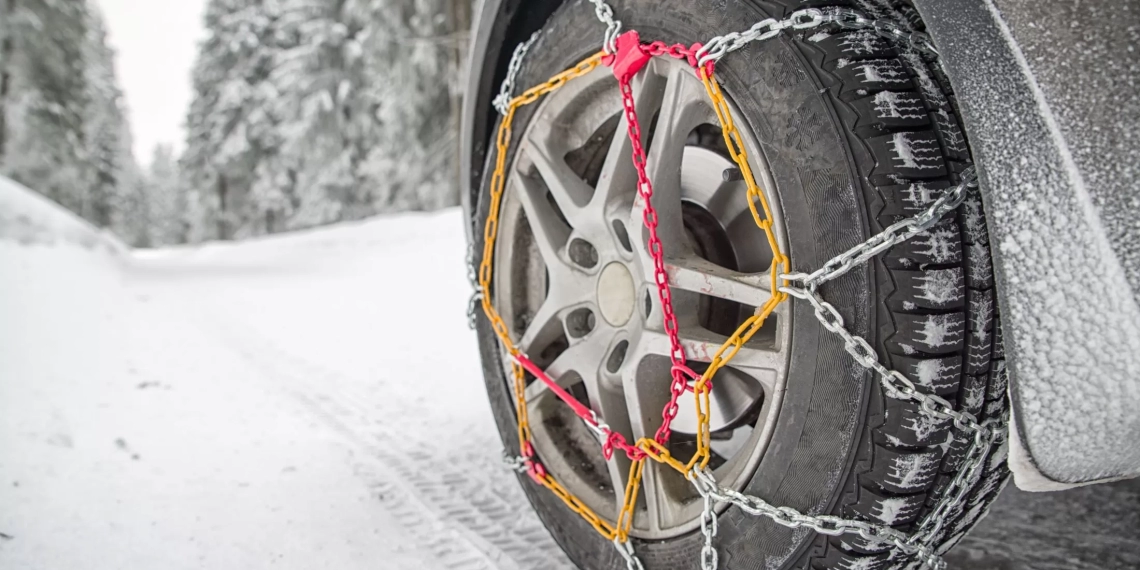 2024 წლის 1-ელი იანვრიდან ძალაში შედის კანონი, რომელიც სატრანსპორტო საშუალების ზამთრის საბურავებით აღჭურვის ვალდებულებას ითვალისწინებს