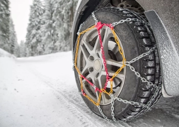 2024 წლის 1-ელი იანვრიდან ძალაში შედის კანონი, რომელიც სატრანსპორტო საშუალების ზამთრის საბურავებით აღჭურვის ვალდებულებას ითვალისწინებს