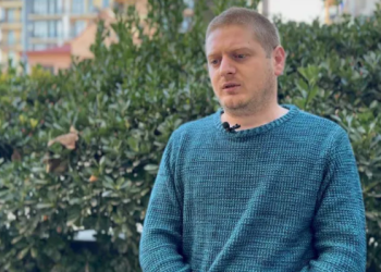 ჩემ­მა მე­გო­ბარ­მა ძლივს გა­მოს­ტა­ცა ძაღლს ბავ­შვი პი­რი­დან – რას ყვება ლაზარეს მამა და როგორია ბავშვის მდგომარეობა