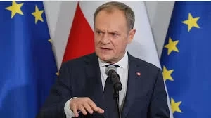 ვიქტორ ორბანი მარტო დარჩა ბრძოლის ველზე-დონალდ ტუსკი